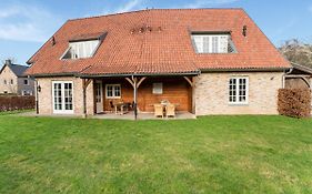 Enticing Villa in Slenaken with Garden